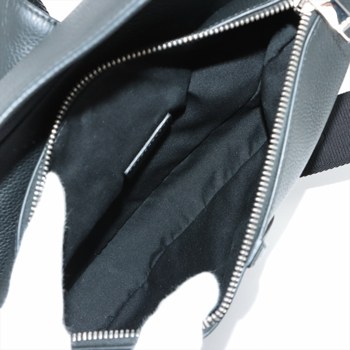 DIOR Saddle Leather Shoulder bag Black open papers