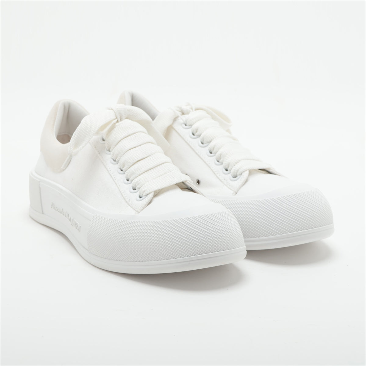 Alexander McQueen Canvas & leather Sneakers 39 Ladies' White 654593 Is there a replacement string