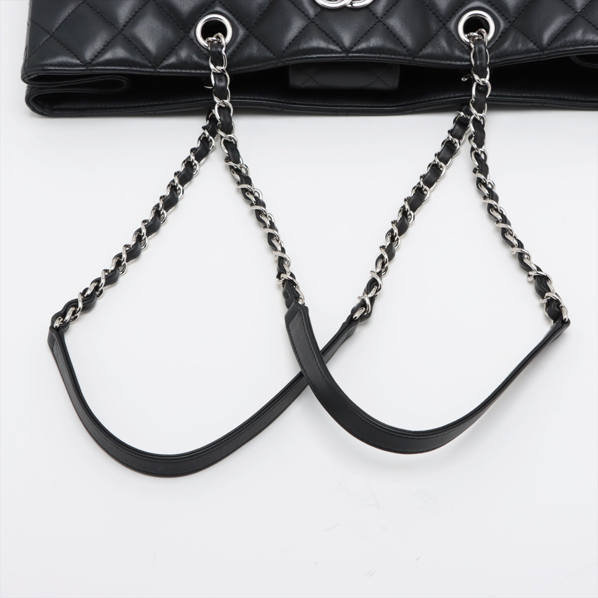 Chanel Matelasse Lambskin Chain tote bag Black Silver Metal fittings 22XXXXXX