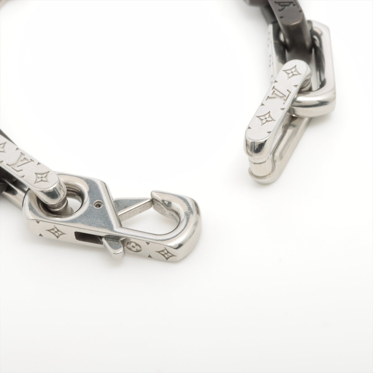 Louis Vuitton M00686 Brasserie monogram chain LE4212 Bracelet M metal Black × Silver